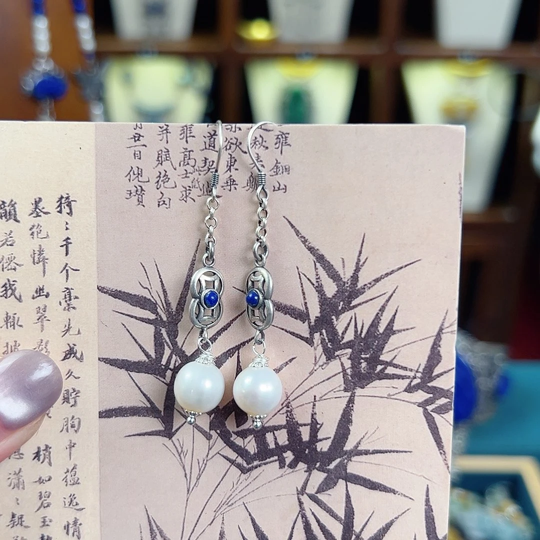 I***y玛瑙未镶嵌挂件耳环