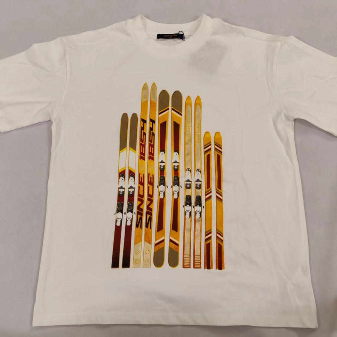 未拆封  LouisVuitton/路易威登  烫金滑雪T恤