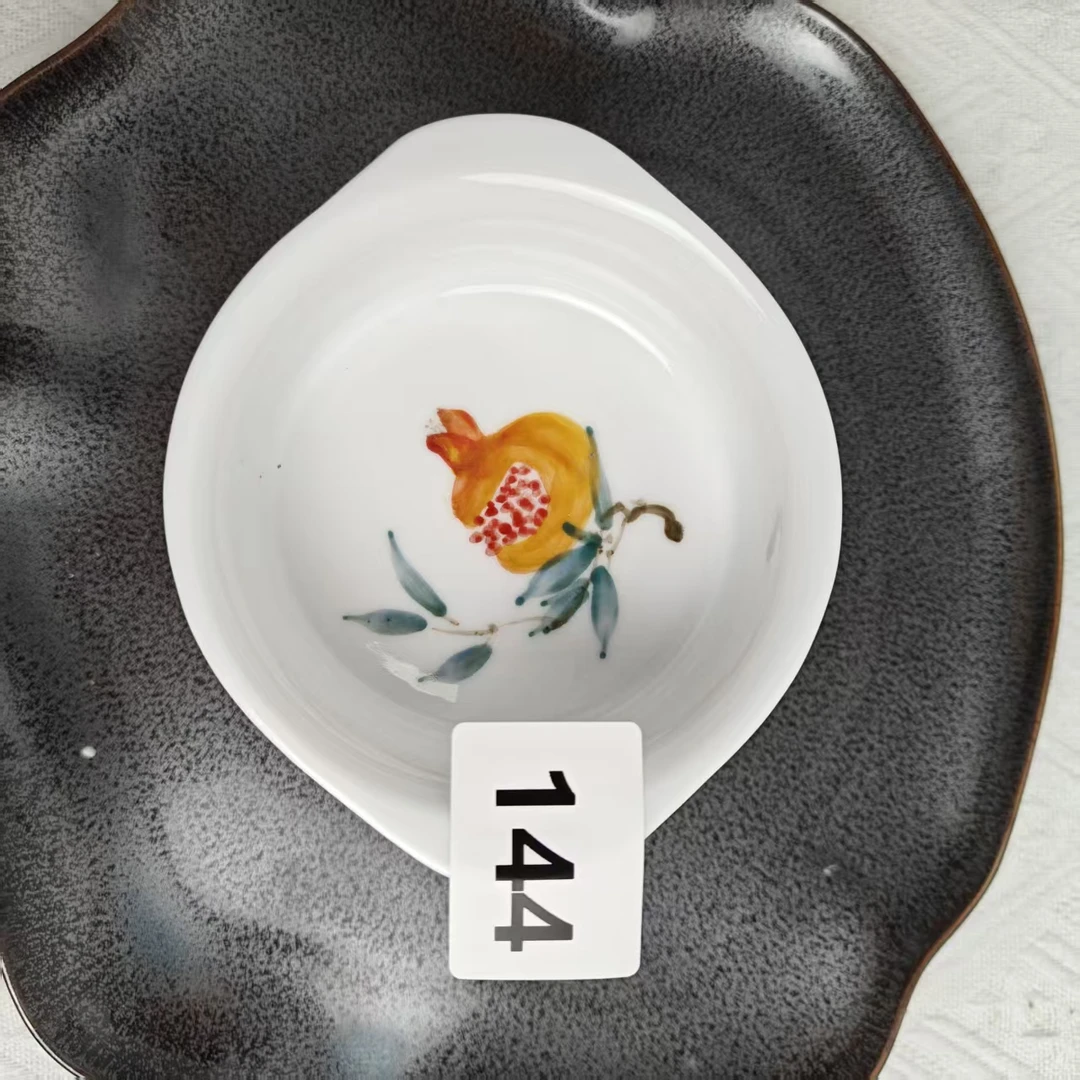 景德镇手绘釉中彩（食品级）双耳宝宝碗144