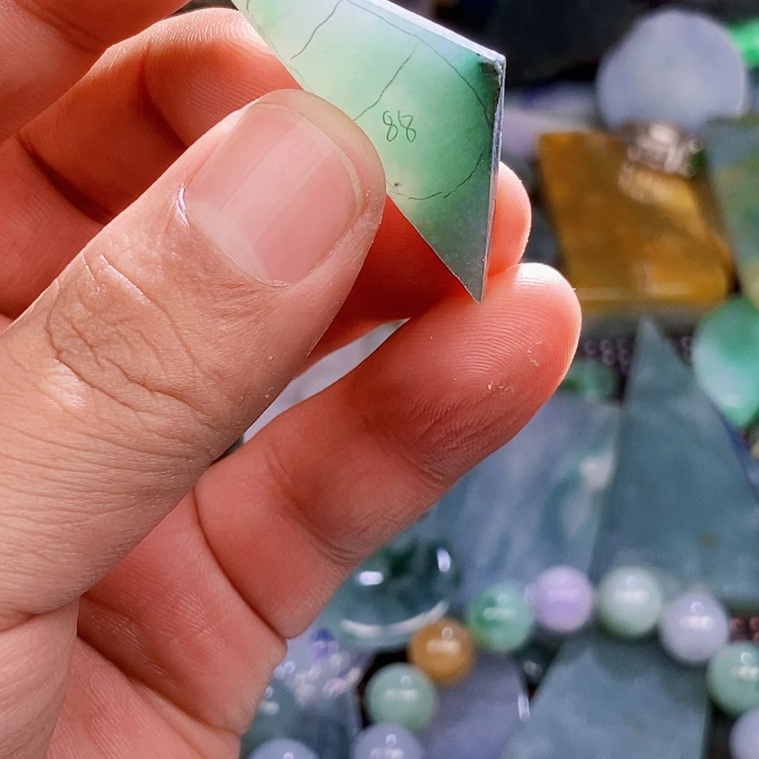 未镶嵌定制翡翠翡翠