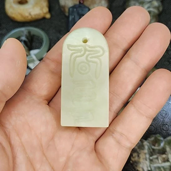 把件龙脊菩提物件优美，欢迎咨询