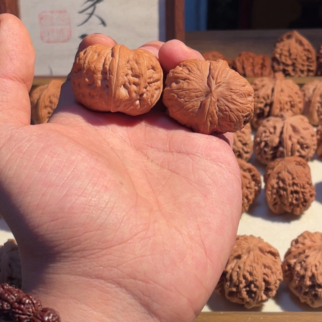 M***帅39元宝文玩核桃文玩