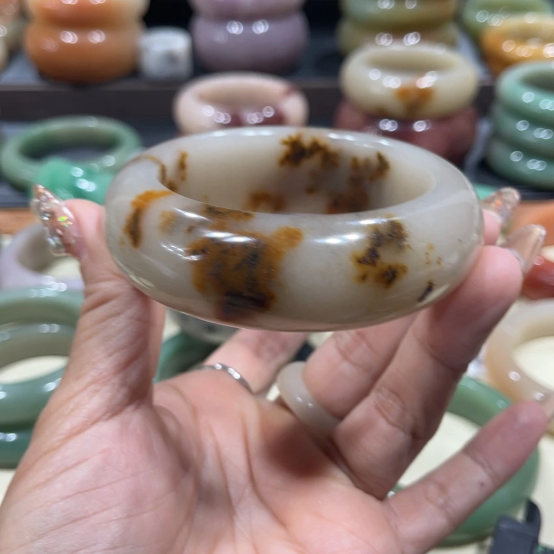 未镶嵌手镯石英岩玉B**y