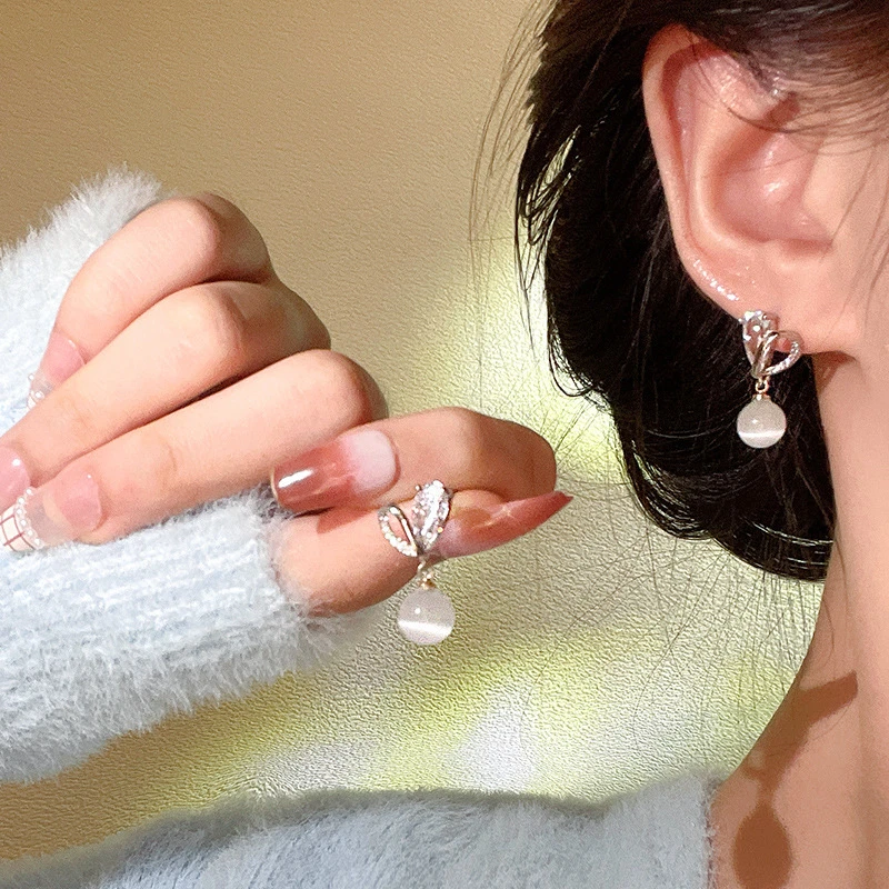 新款猫眼石吊坠爱心耳钉女高级感轻奢耳坠百搭时尚设计耳环耳饰