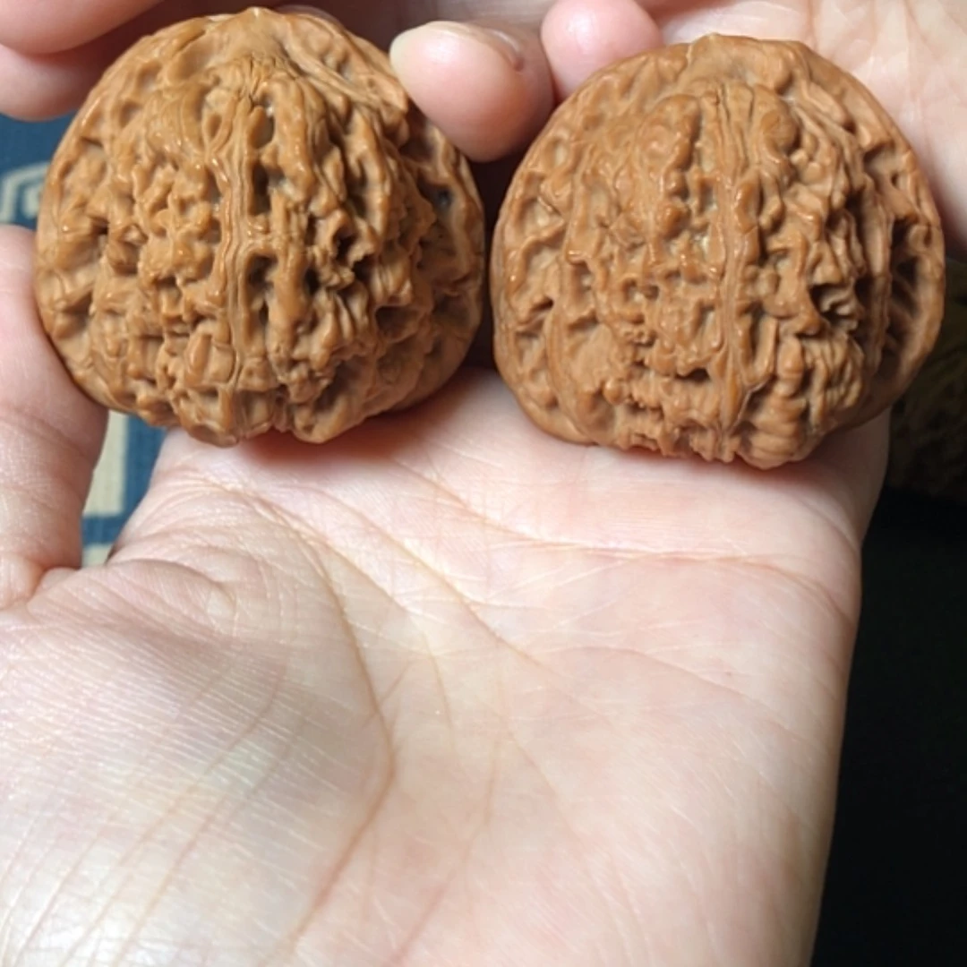【闪购商品】吊坠文玩核桃南疆石