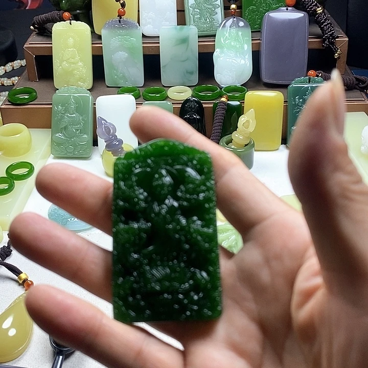 和田玉未镶嵌珠宝奇石