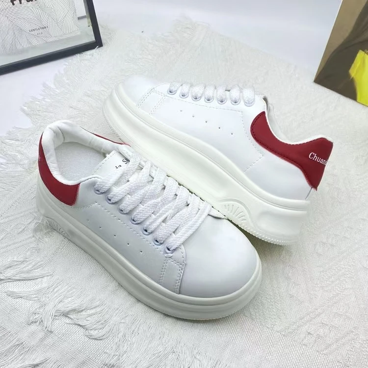 2025新款阿甘鞋时尚爆款小白鞋舒适板鞋百搭休闲鞋