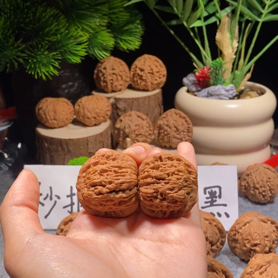 核桃把件全品36四座楼