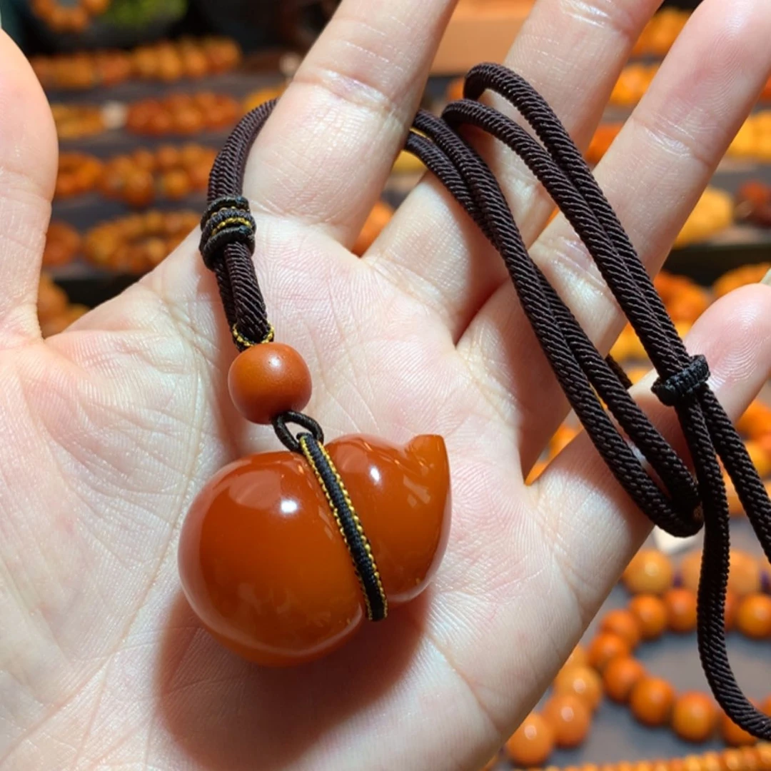 【闪购商品】蜜蜡吊坠(赠链)未镶嵌