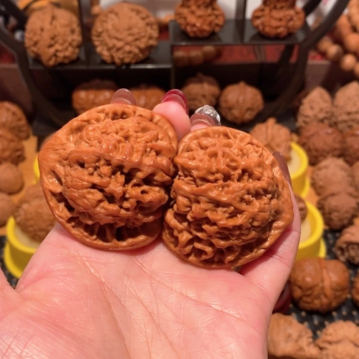 天***空吊坠文玩核桃官帽