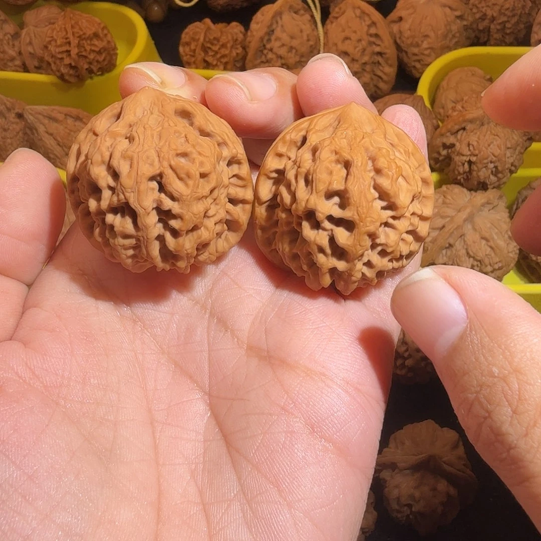 文玩核桃吊坠太行龙纹