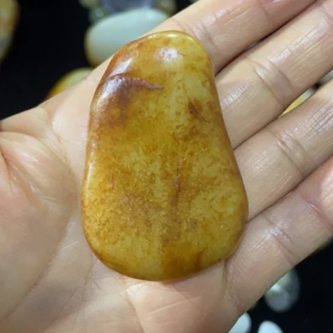 和田玉（糖玉）未镶嵌挂件