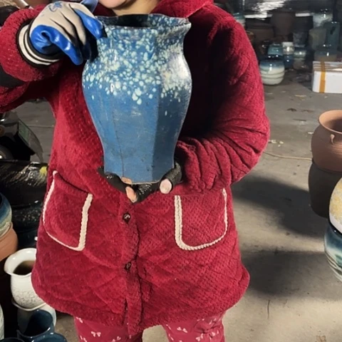 口19高27瑕疵盆子