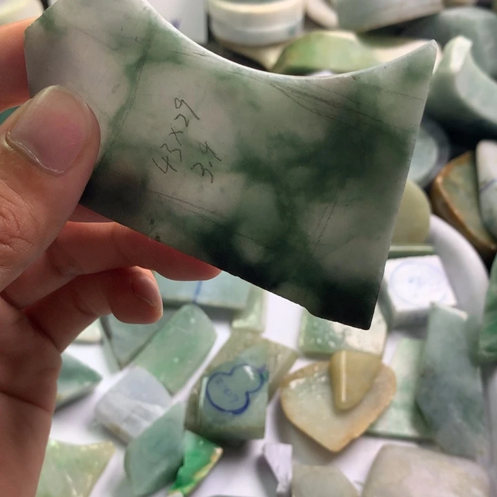 翡翠裸石天然缅甸a货翡翠
