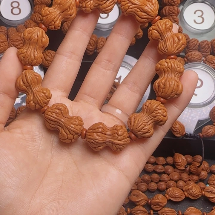 心***光桃核手串龙纹桃核