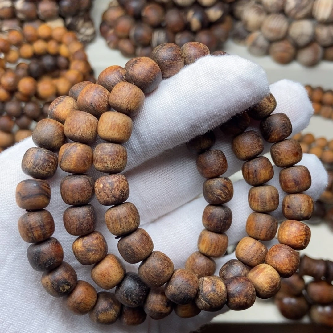 贡木福利8/9老型珠手串