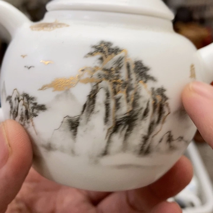 陶瓷艺术品及陶瓷壶壶