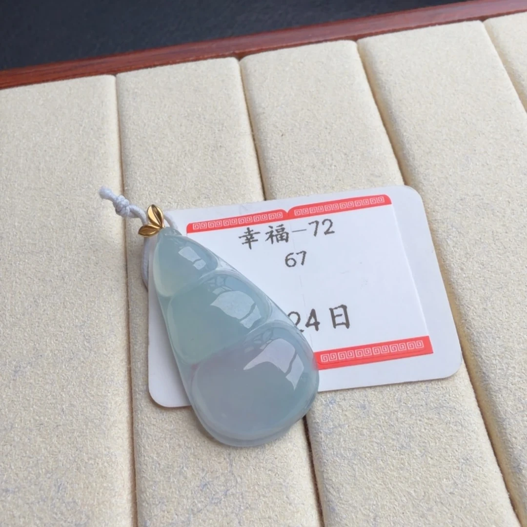 定制翡翠18K金镶嵌