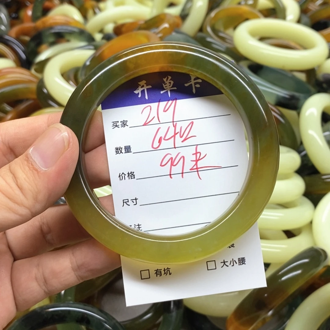 未镶嵌蛇纹石玉手镯