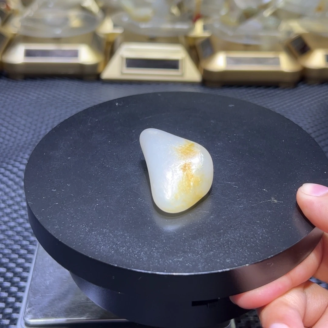 和田玉（子料）未镶嵌吊坠(不含链)24克