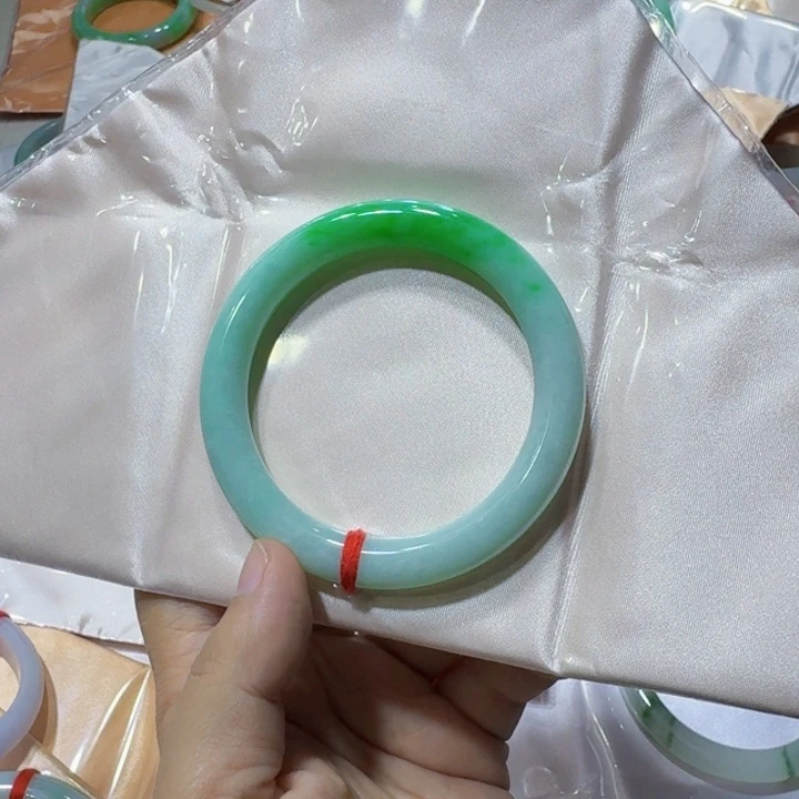 未镶嵌手镯翡翠54圆条