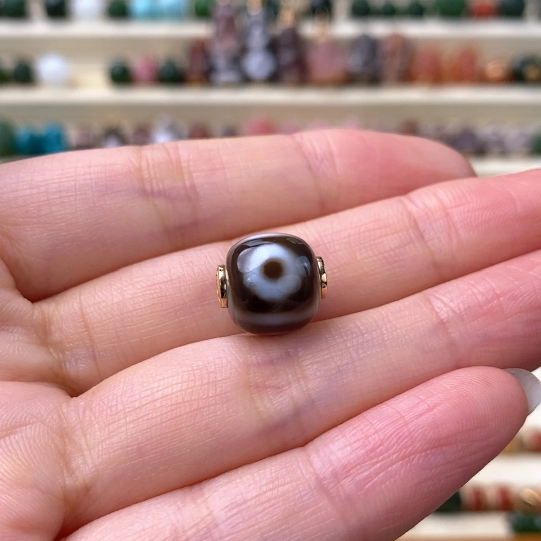 香****玛瑙/玉髓18K金镶嵌颈饰