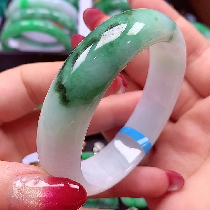 未镶嵌手镯翡翠翡翠手镯