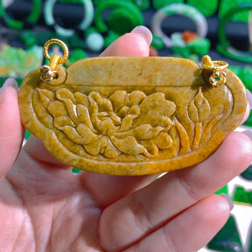 【闪购商品】翡翠未镶嵌颈饰吊坠