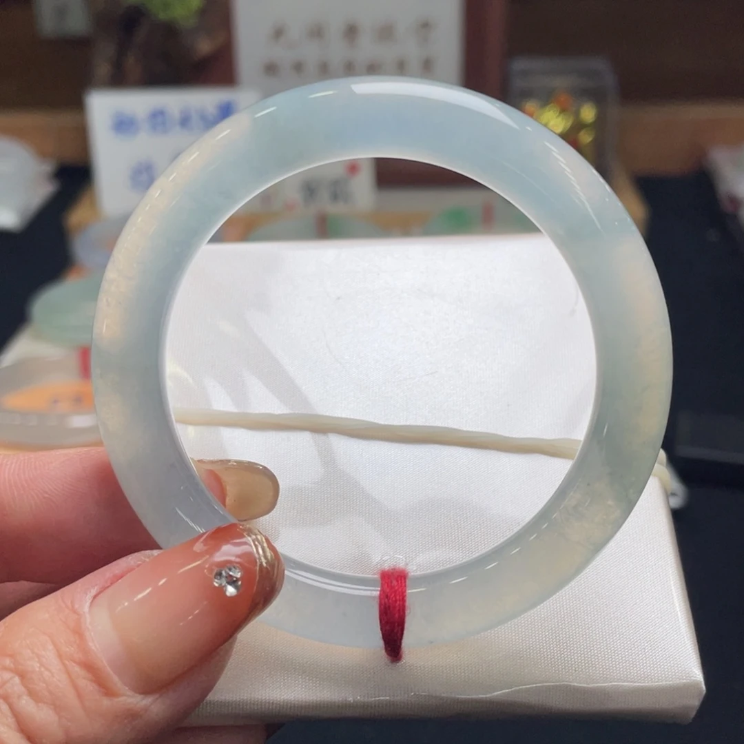 翡翠手镯未镶嵌翡翠52圆条