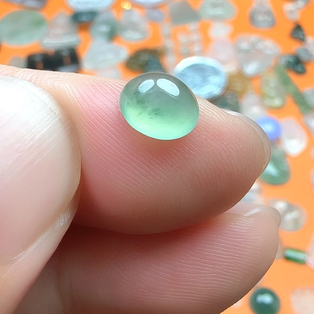 定制翡翠未镶嵌翡翠