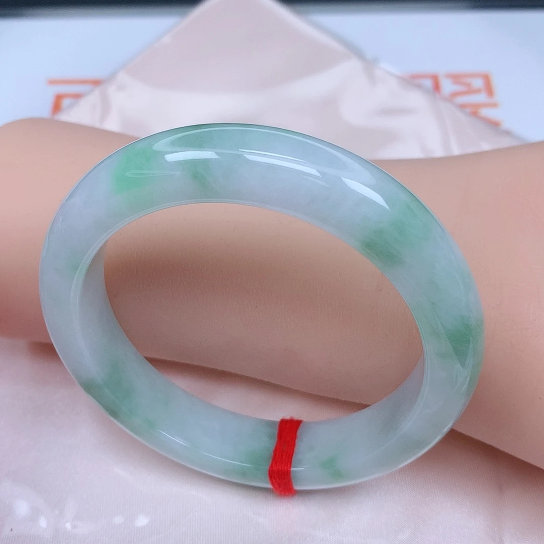 【闪购商品】未镶嵌手镯翡翠，56