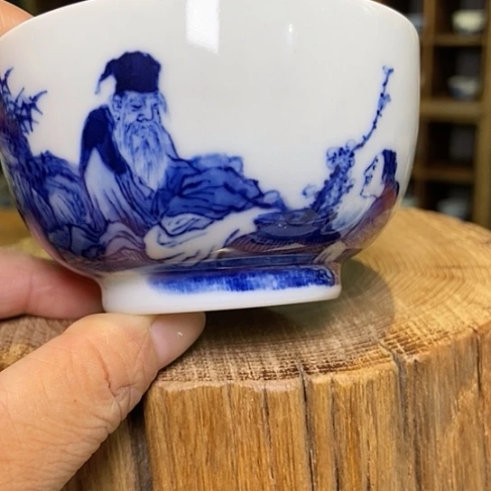 青花人物主人杯杯