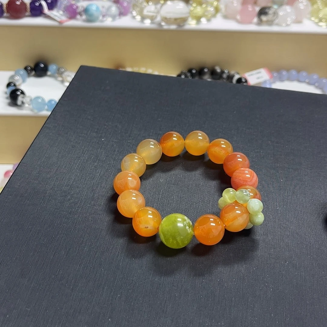 未镶嵌水晶手链玛瑙岫玉设计款手串