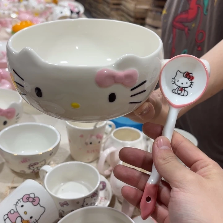 紫砂在干嘛呀亲爱呢