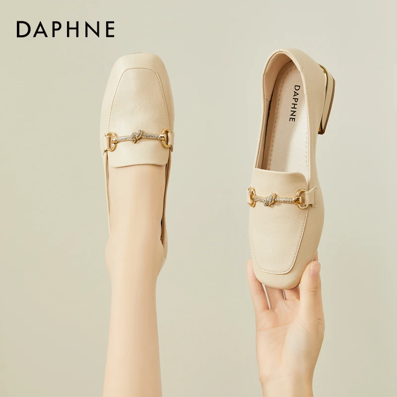 达芙妮2025年秋季新款乐福鞋女鞋时尚小众百搭气质英伦风浅口单鞋