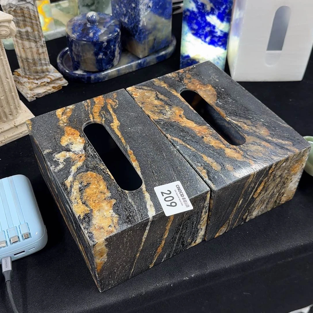 加**黑金纸巾盒2个209