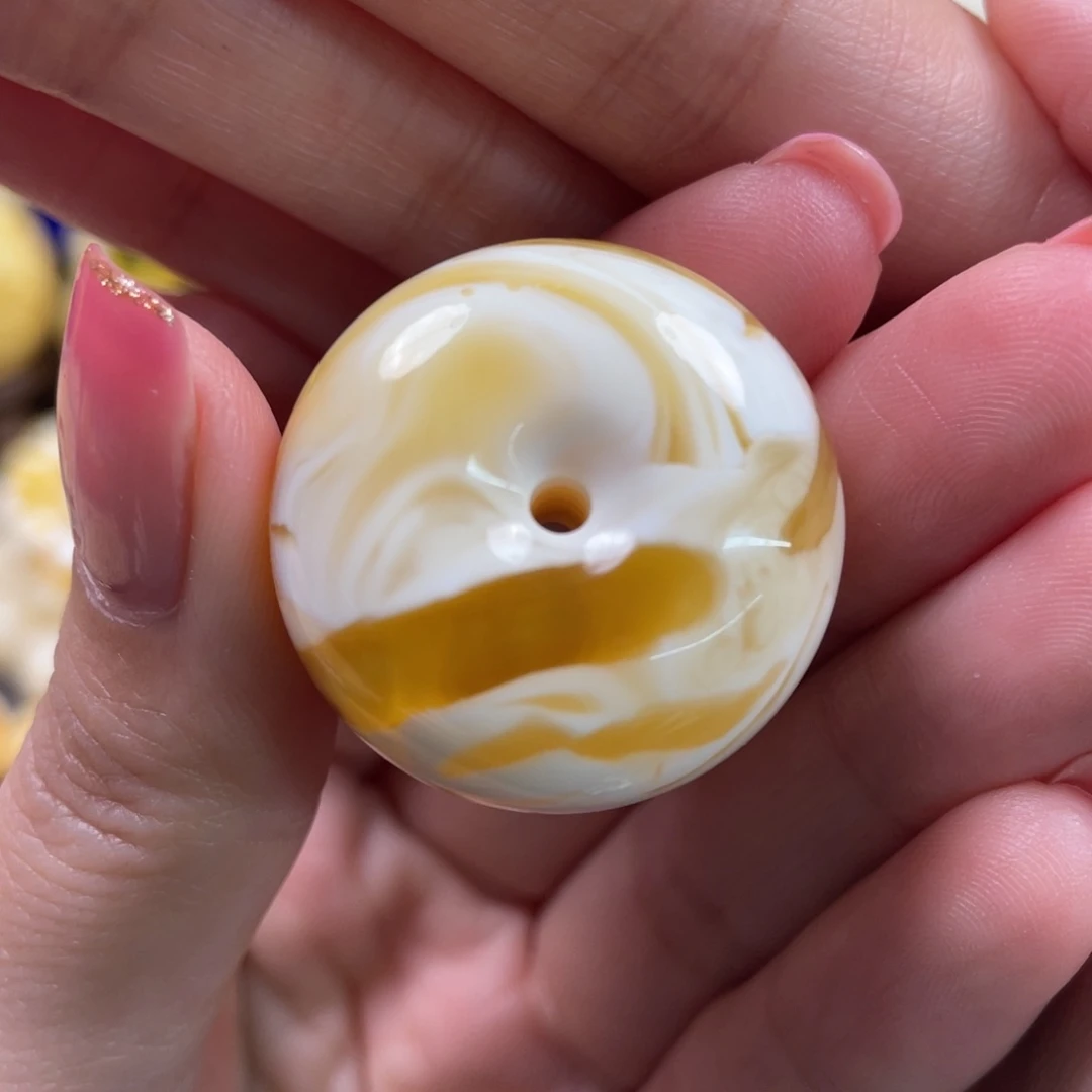 蜜蜡裸石未镶嵌琥珀蜜蜡