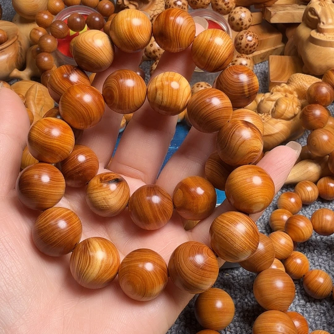 柏木（崖柏）太行崖柏1.8瑕疵两条