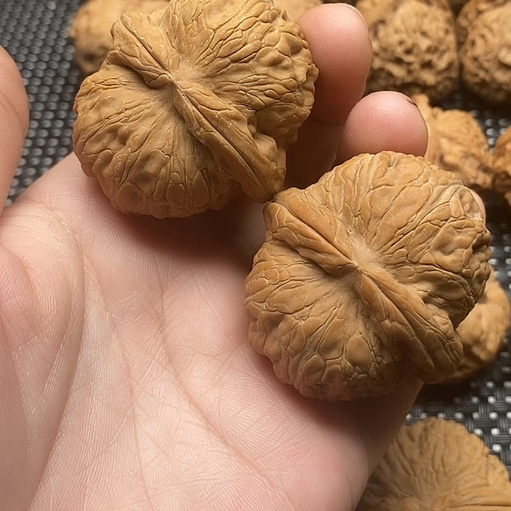 一***流文玩核桃吊坠核桃