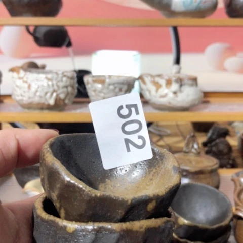 艳木有一点点的小姐姐