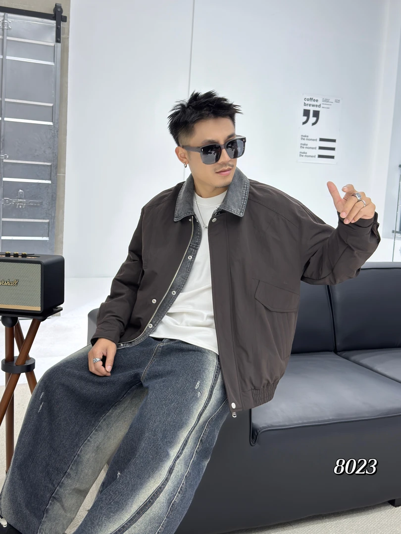 2025新款假两件冬季休闲薄羽绒牛仔翻领拼接简洁百搭宽松男士外套