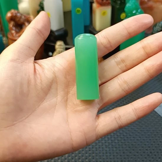 寿山石印石雅安绿随形章