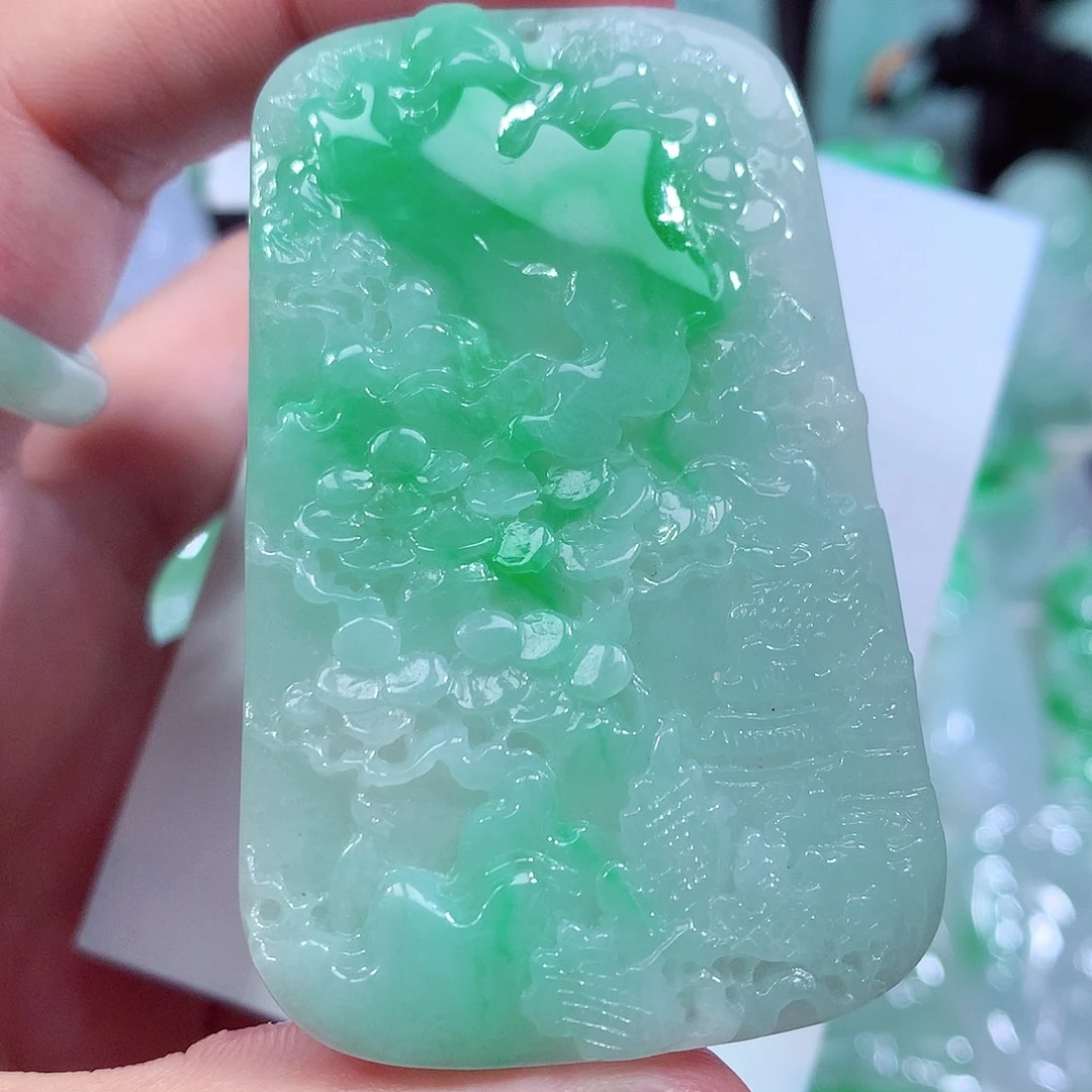 颈饰未镶嵌翡翠缅甸翡翠