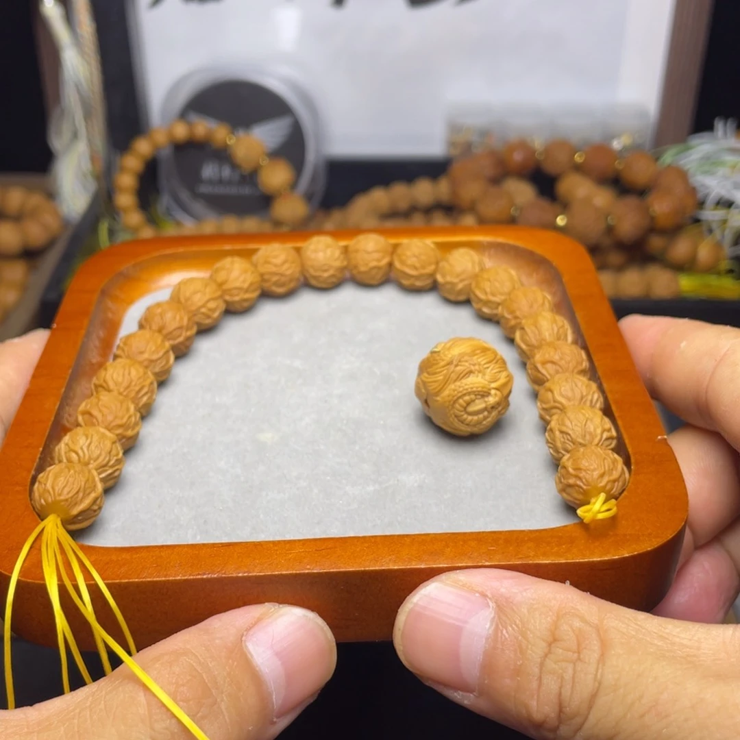 核桃手串/手链芊*?微瑕毒液➕大鹏