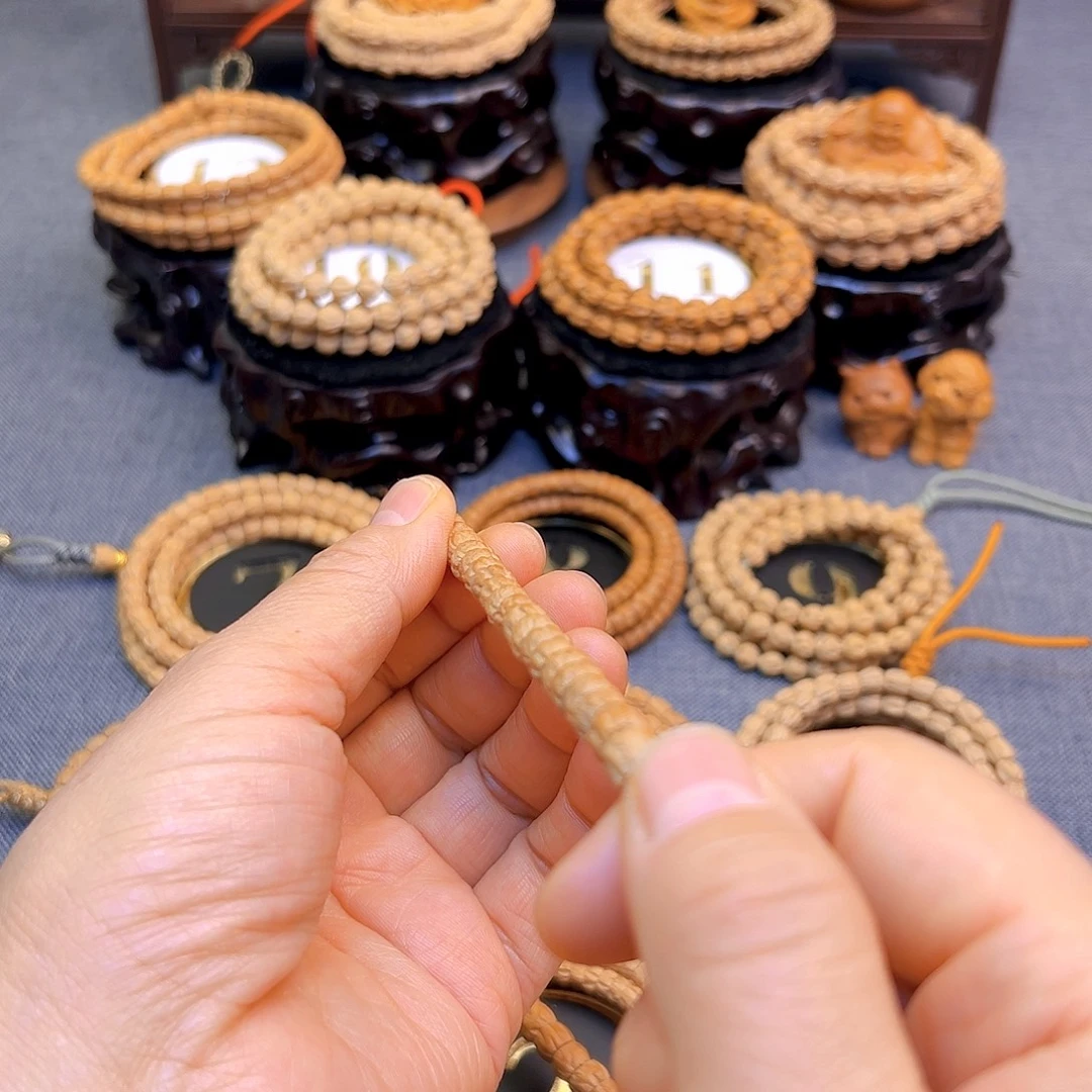 এ***:柏香籽/百香籽手串