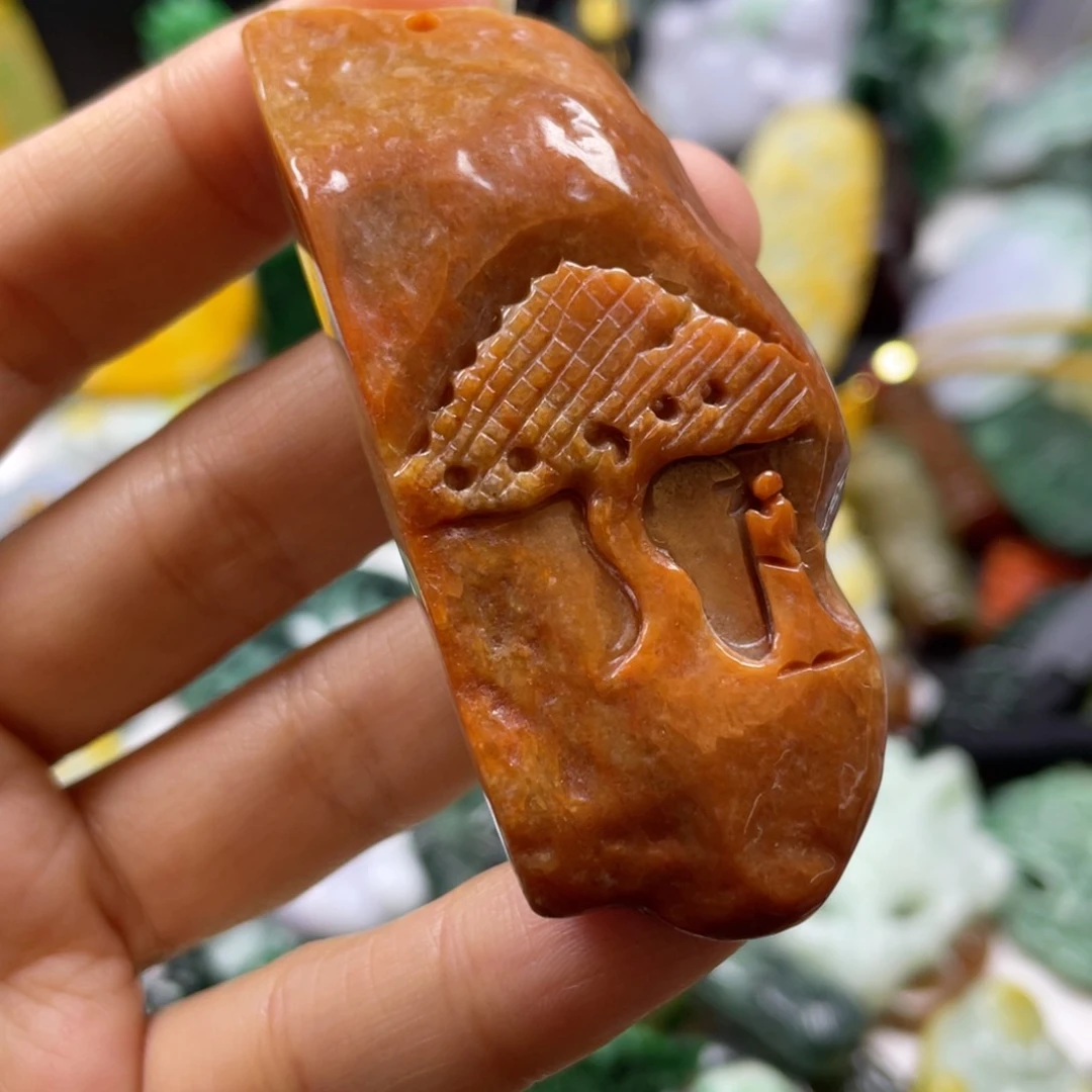 翡翠颈饰未镶嵌牌子