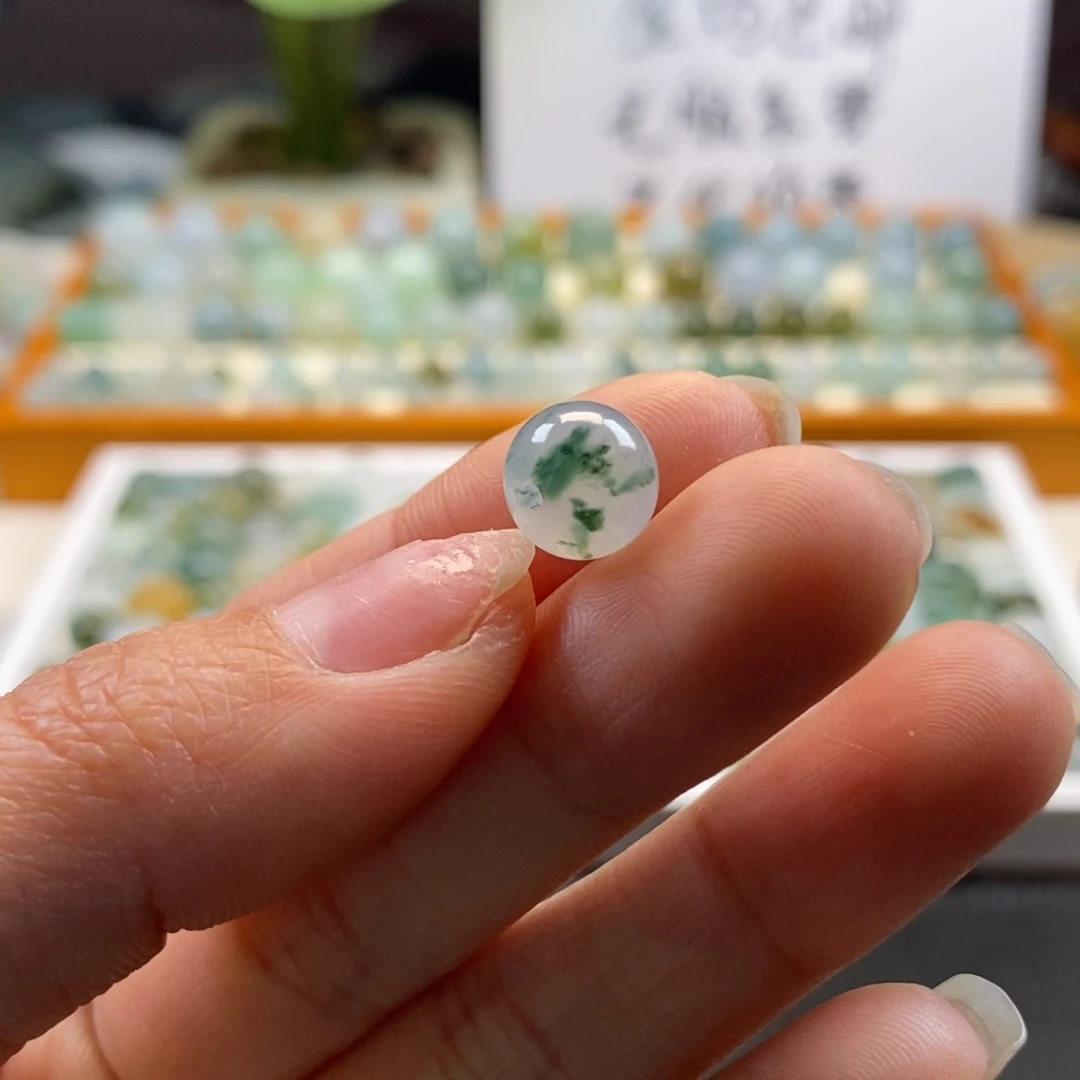 翡翠散珠天然翡翠飘花鼓珠9×7.8