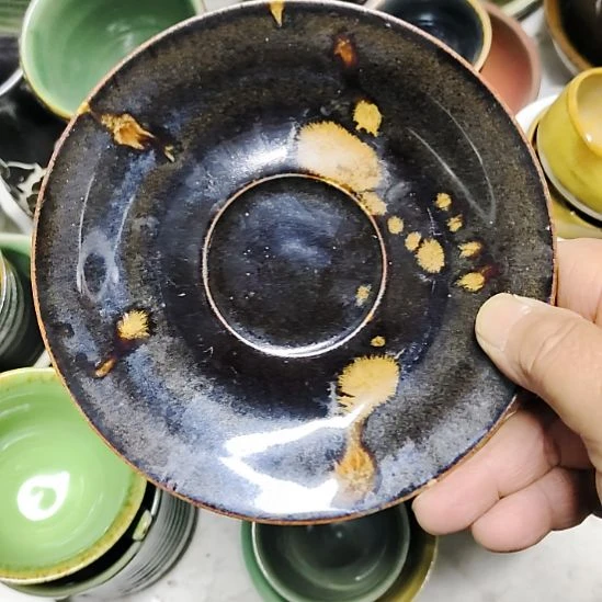 瓷片五厂，七厂各种摆件，瓷片，均有瑕疵！