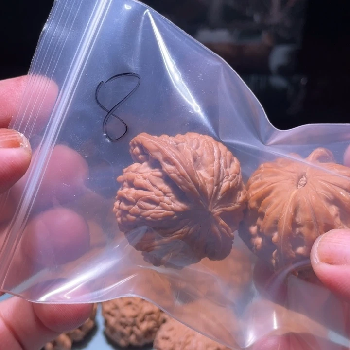吊坠文玩核桃8呃呃呃