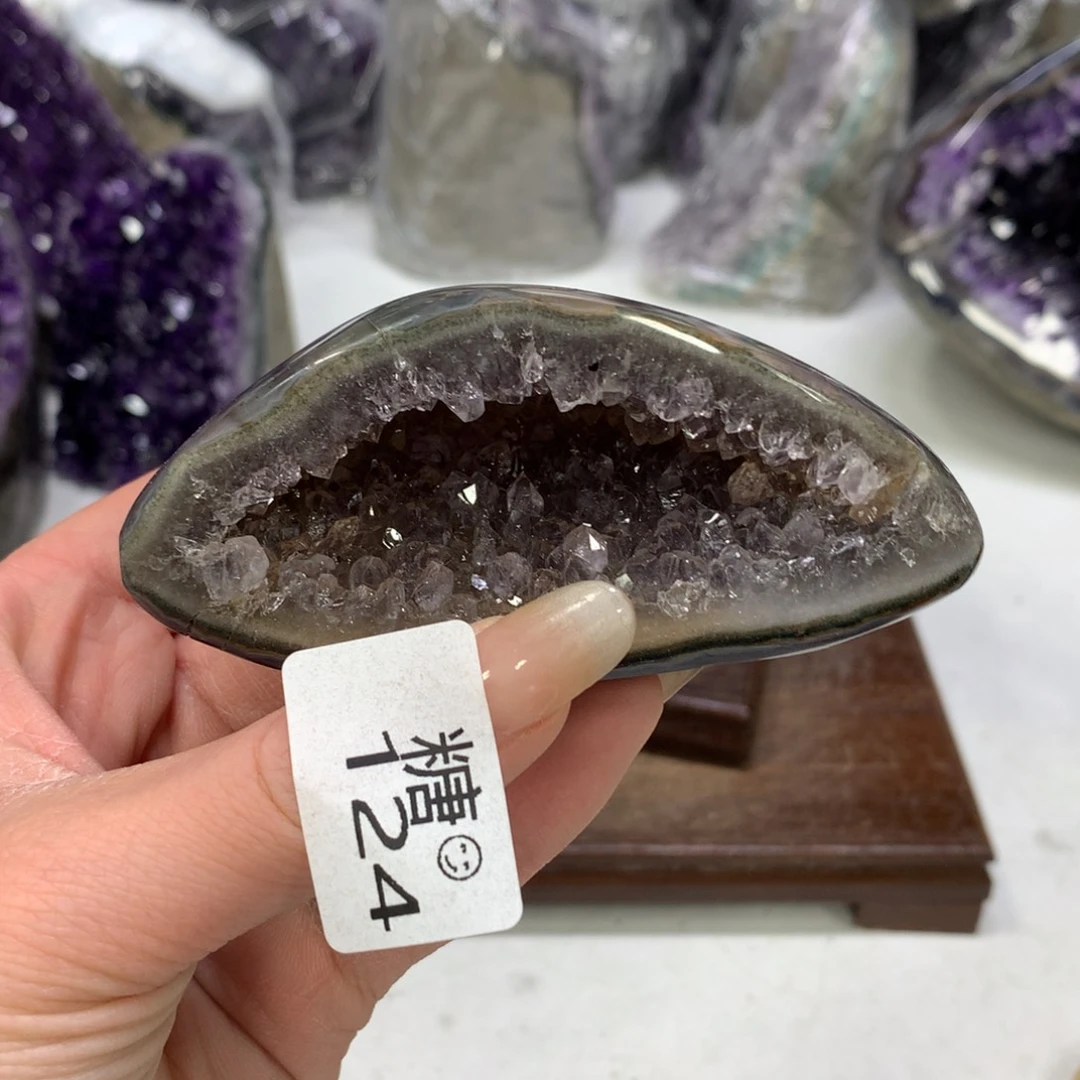 紫晶摆件未镶嵌水晶